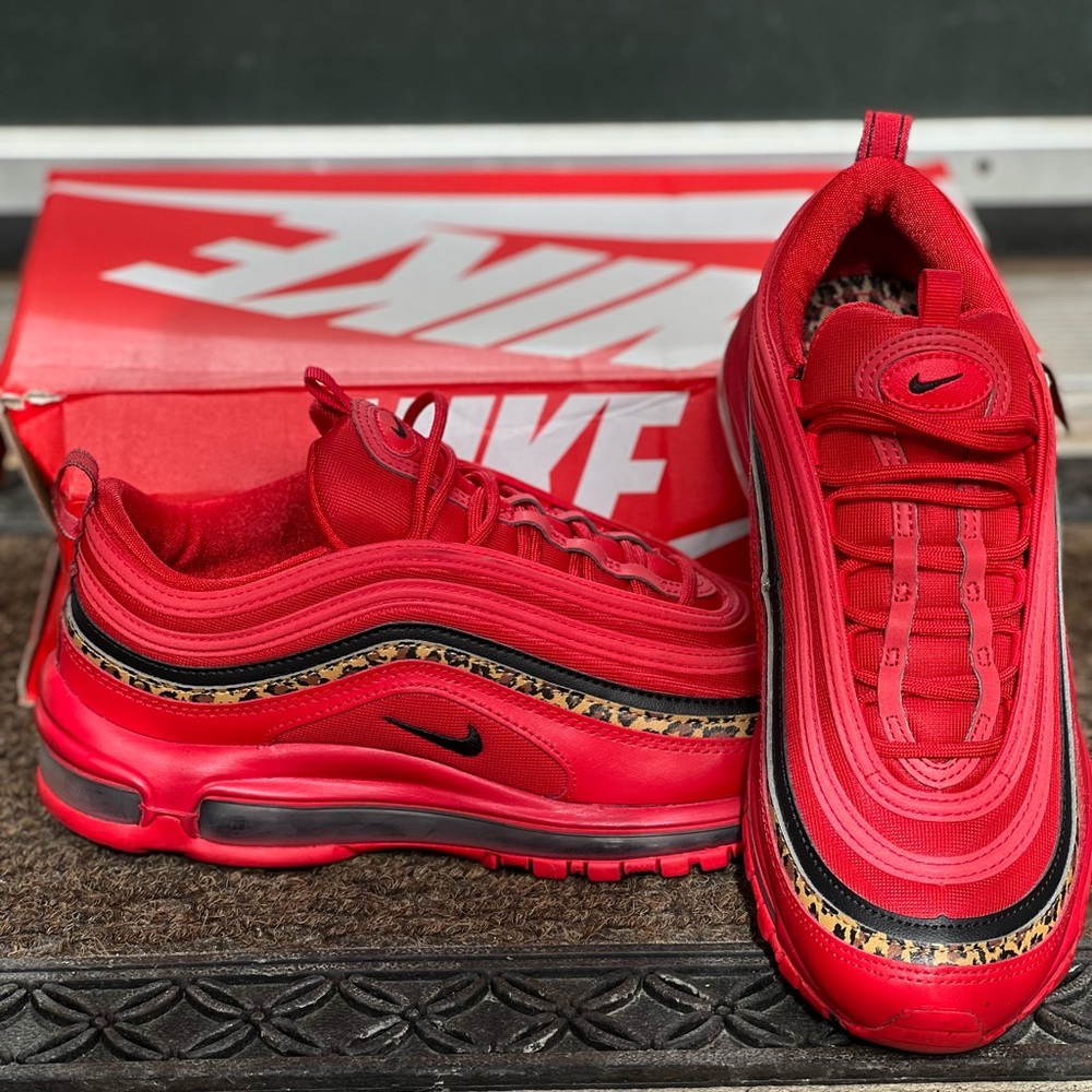 Women’s Nike Air Max 97
